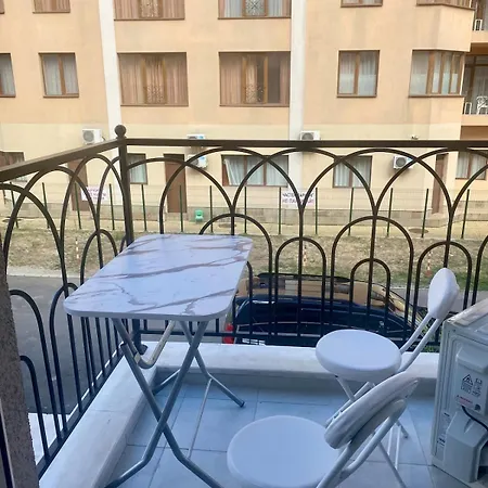 J'adore Secret Garden, Deluxe * Słoneczny Brzeg