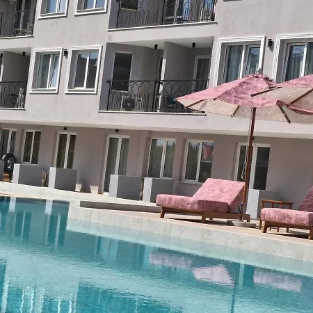 J'adore Secret Garden, Deluxe Apartament